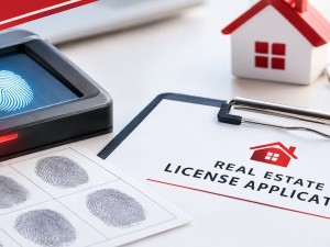 Florida Real Estate License Background Check: What to Expect